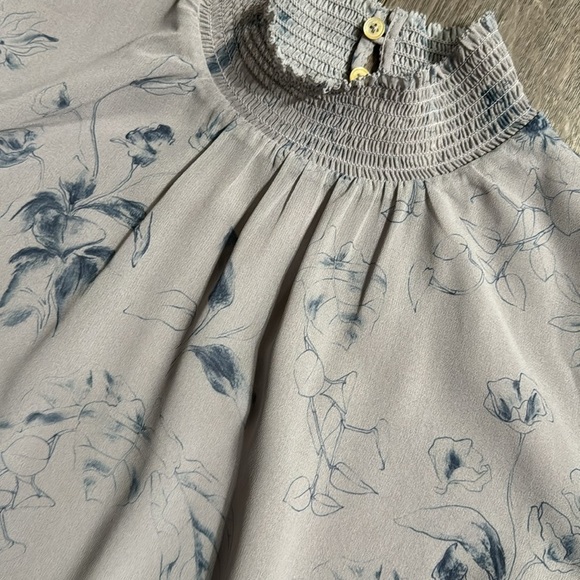 Wilfred Valencia blouse grey and blue floral XS - Picture 3 of 6